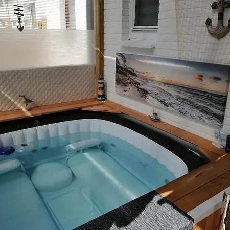 Fewo Nr2 Sahlenburg Eigener Whirlpool. Relax Fewo